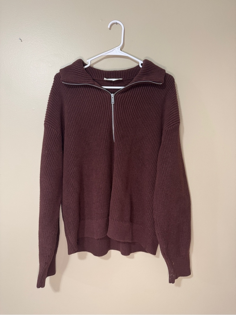 Everlane Women’s quarter Zip Sweater - Burgundy 100% organic cotton